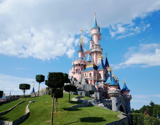 Hausse prix marketing Disneyland Paris