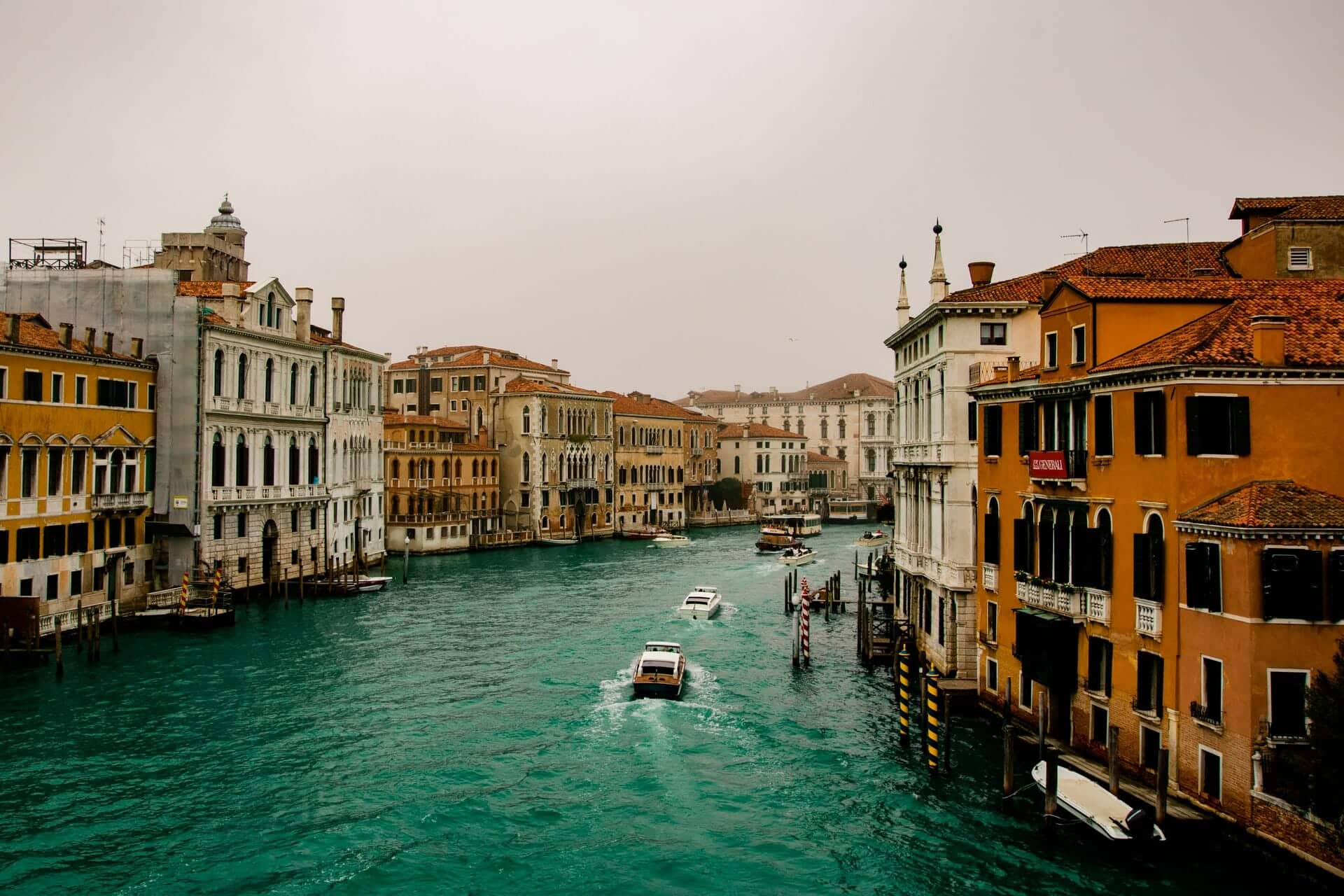salaire moyen coût de la vie italie