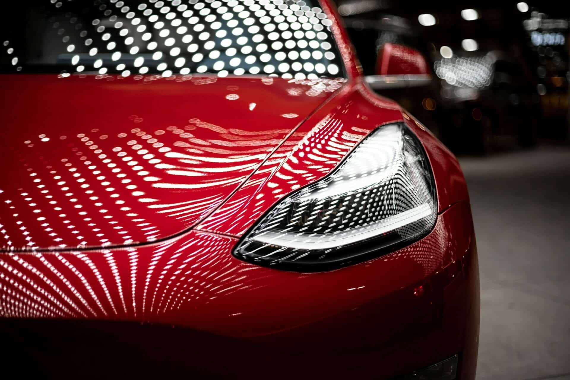 Coronavirus réduire coûts Tesla