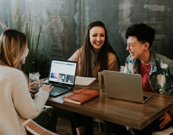 École de commerce job de tes rêves