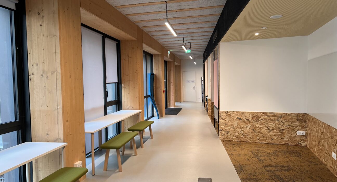 Grenoble EM campus Paris