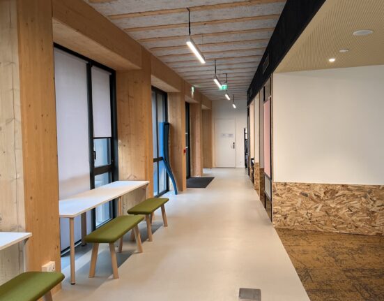 Grenoble EM campus Paris