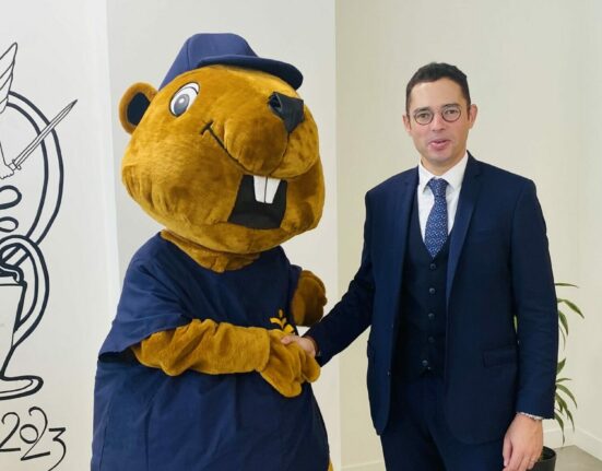 esc pau eklore school of management