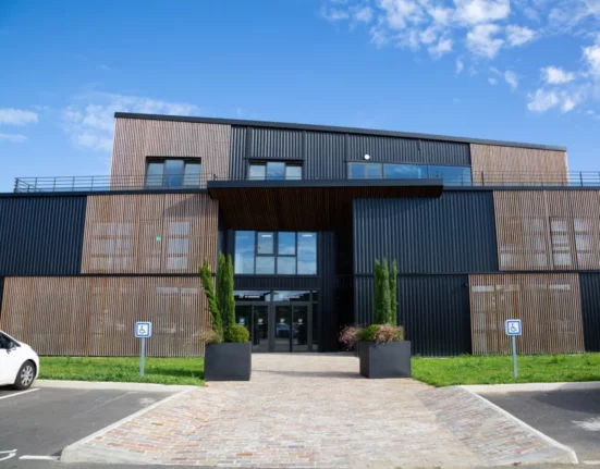 école 89 bachelor