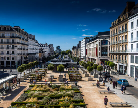 Rennes School of Business École 301